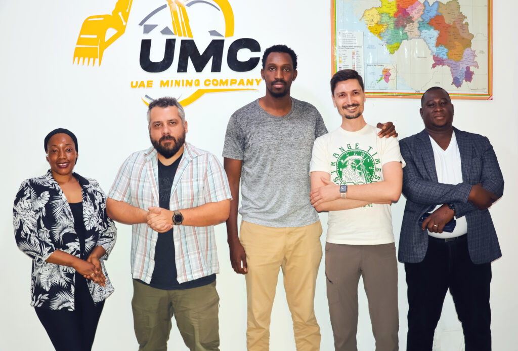 Siguiri – Accueil des partenaires de Dubaï sur les sites d’exploitation de la compagnie UMC.
